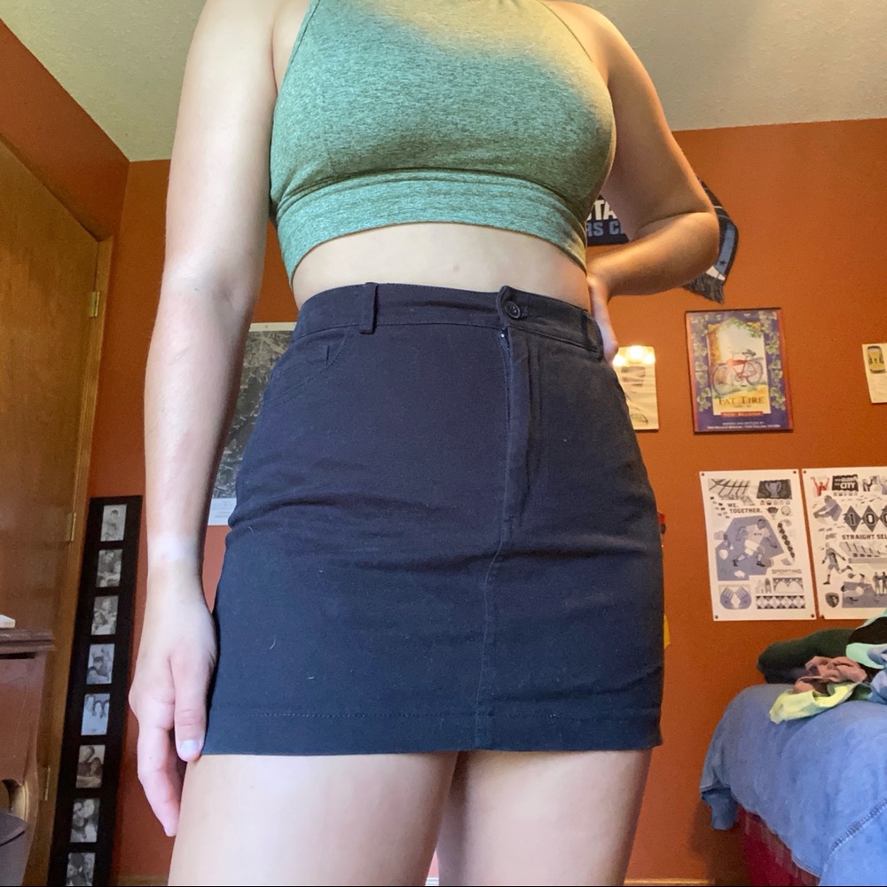 Forever21 black mini skirt